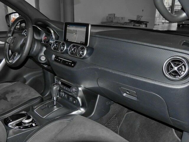 Mercedes Benz Pickup - MBPXX8