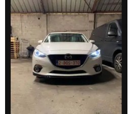 Mazda 3 SkyDrive. 