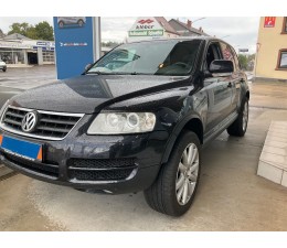 VW Touareg SUV