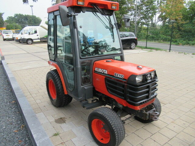 Buy Tractor for Africa - KBT4P4