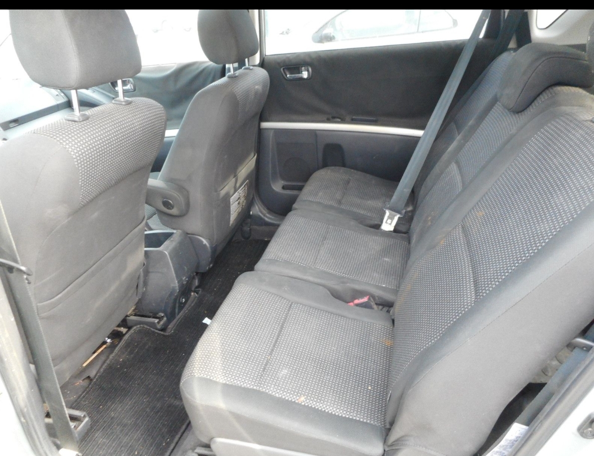 Toyota Corolla Verso. TCR564